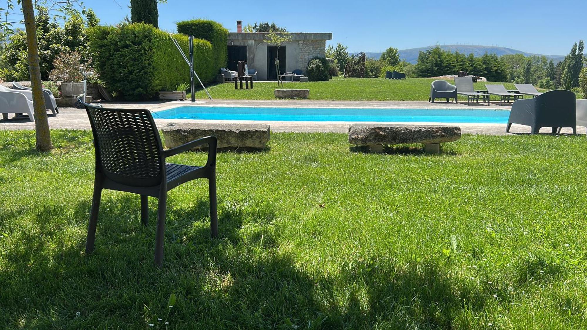 Casa Rural De Un Artista En Plena Naturaleza Piscina Y Parque De Esculturas En Villarcayo Exterior photo